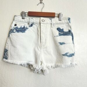 NWT KanCan Berkley High Rise Mom Short